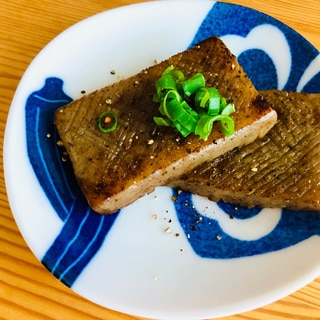 バター醤油で☆ヘルシーこんにゃくステーキ